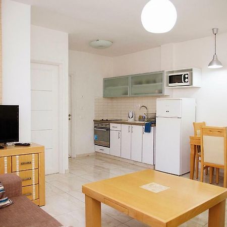 Apartments4You Dinara Бат-Ям Экстерьер фото
