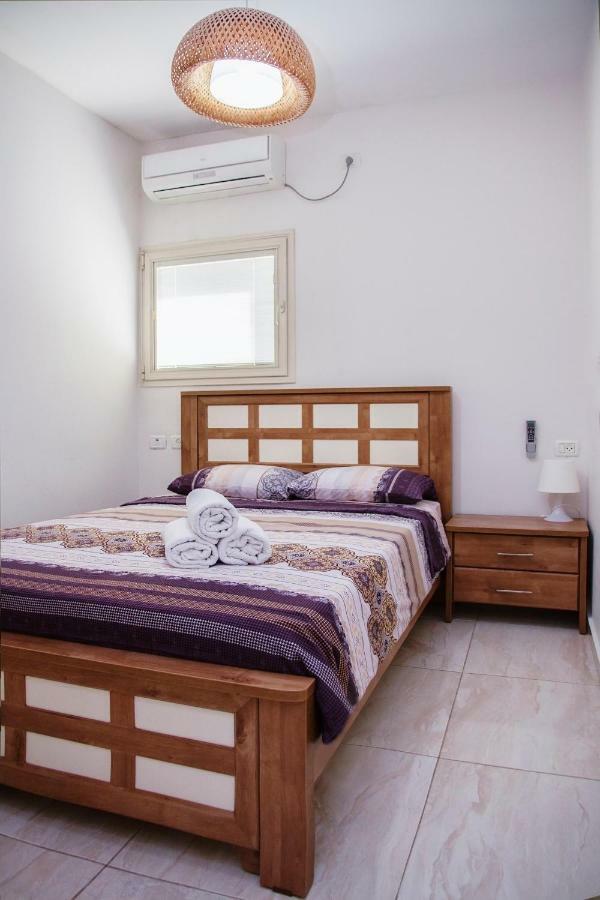 Apartments4You Dinara Бат-Ям Экстерьер фото